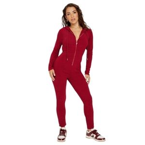 YITTY Women's Pet Me Heart Pocket Onesie Jumpsuit Size XL Merlot Color NWT